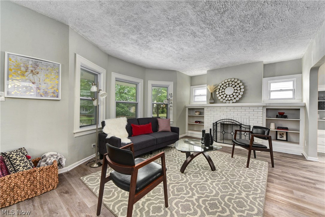 3808 Summit Park Road Cleveland Heights, OH 44121 - Photo 5 of 27