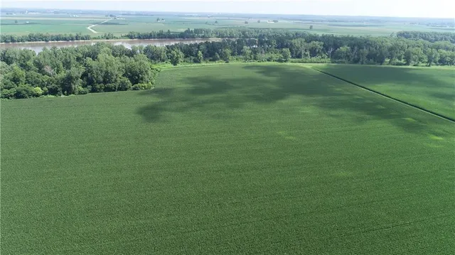 $3,513,120 | 1 North Of Cranberry Bend Road, Malta Bend, MO 65339