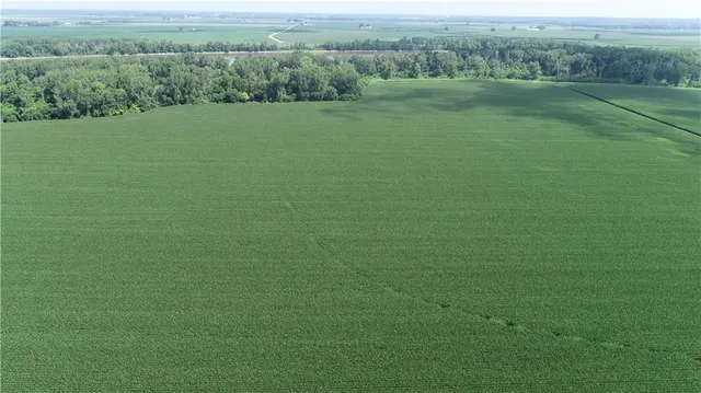 $3,513,120 | 1 North Of Cranberry Bend Road, Malta Bend, MO 65339