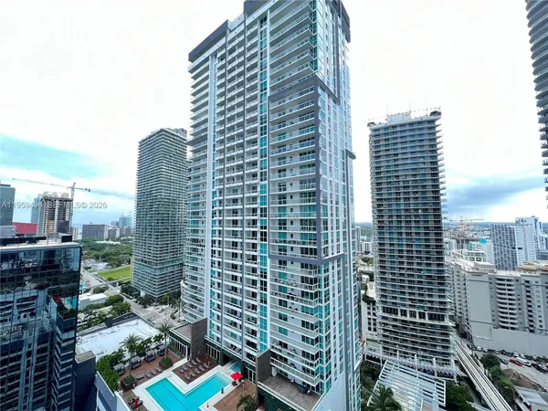 $2,900 | 1060 Brickell Avenue, Unit 2513, Miami, FL 33131