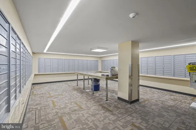 a view of livingroom with furniture