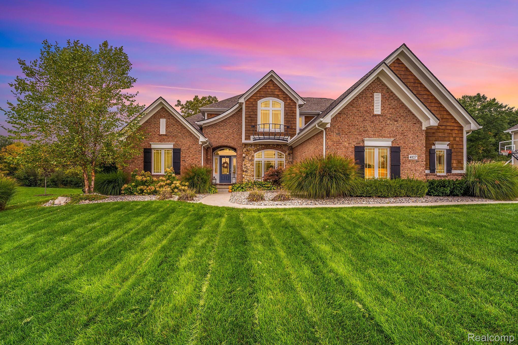 4107 Inverrary Court Commerce Township, MI 48382 - Photo 1 of 42 DSC00909.jpg