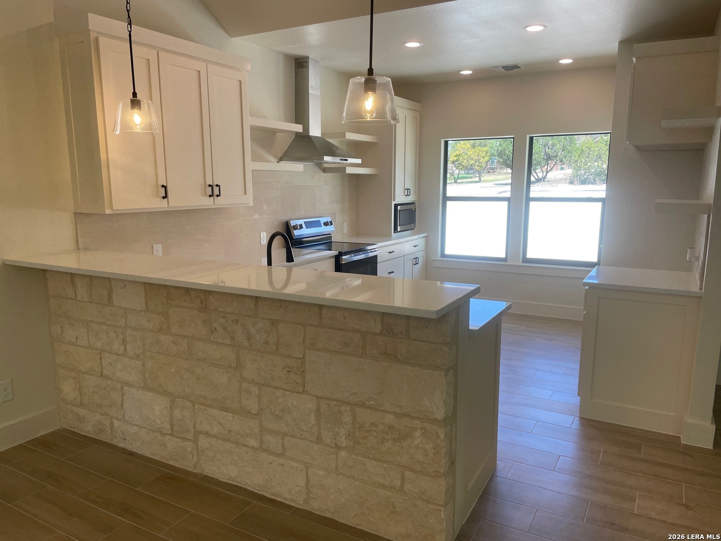 1595 Rocky Ridge Loop Canyon Lake, TX 78133 - Photo 3 of 32