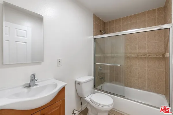 $3,600 | 145 East Gage Avenue, Los Angeles, CA 90003