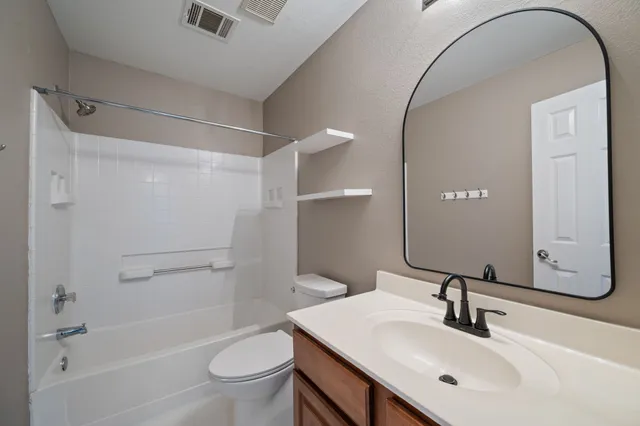 $2,150 | 11814 Bastrop Street, Manor, TX 78653