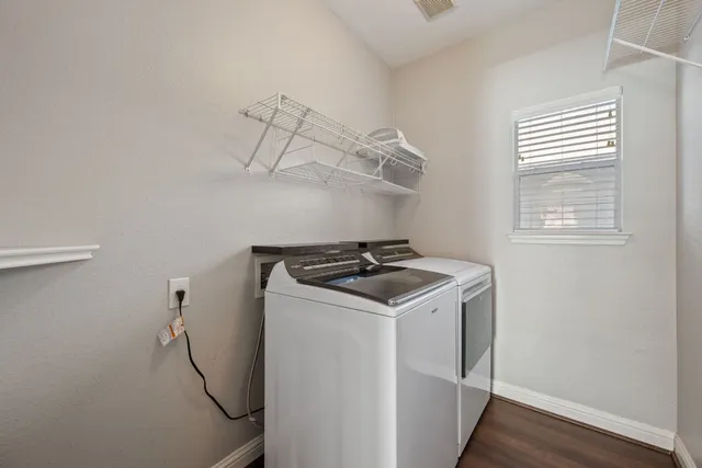 $2,300 | 11814 Bastrop Street, Manor, TX 78653