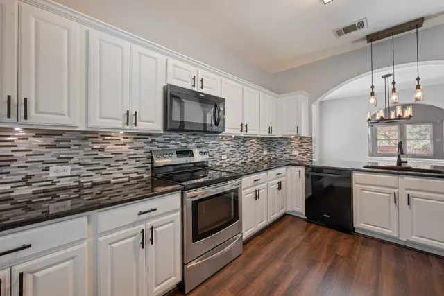 $2,300 | 11814 Bastrop Street, Manor, TX 78653