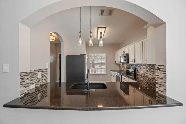 $2,300 | 11814 Bastrop Street, Manor, TX 78653