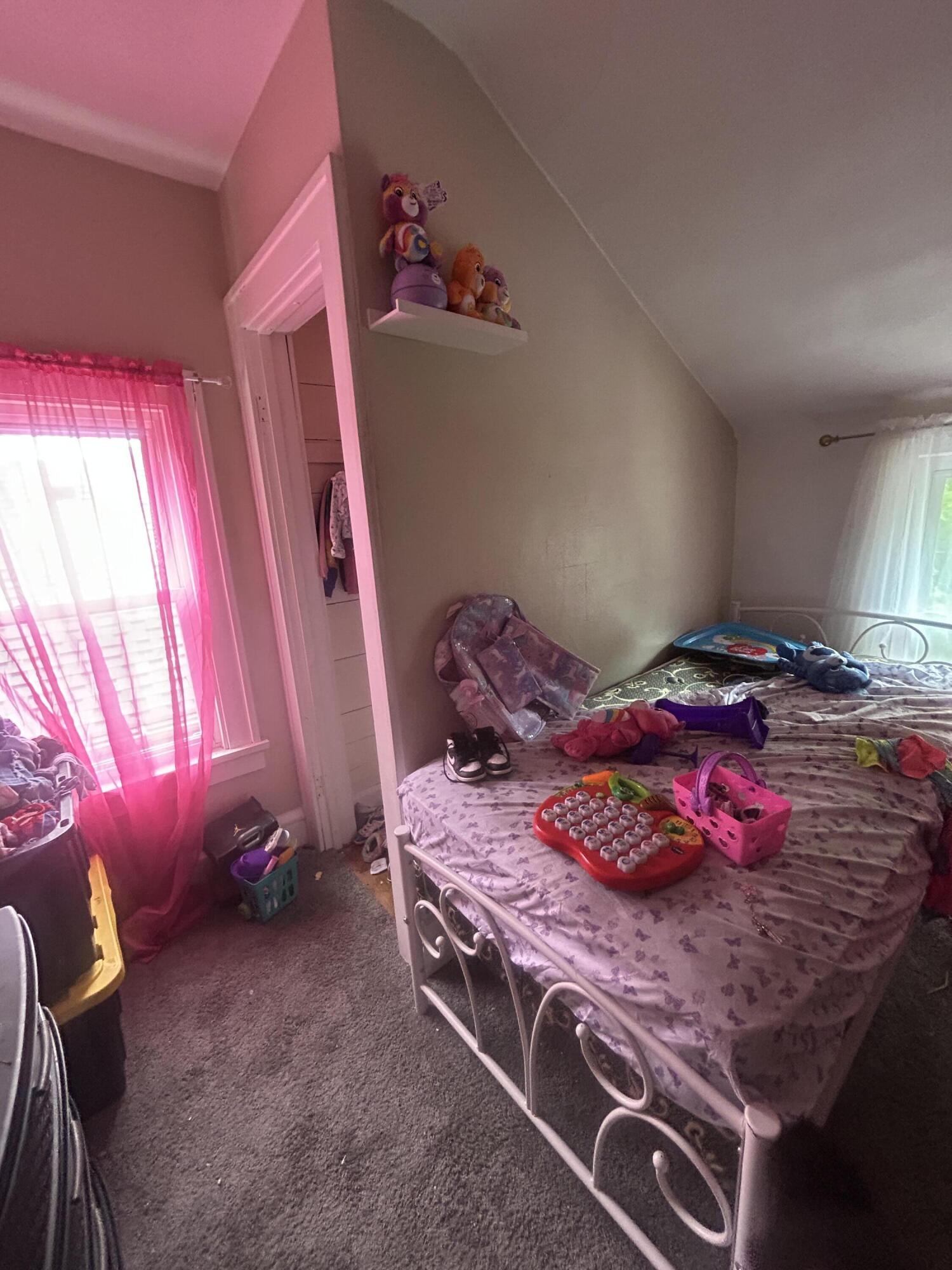 2432 North 55th Street Milwaukee, WI 53210 - Photo 17 of 18 Current Tenant Occupied