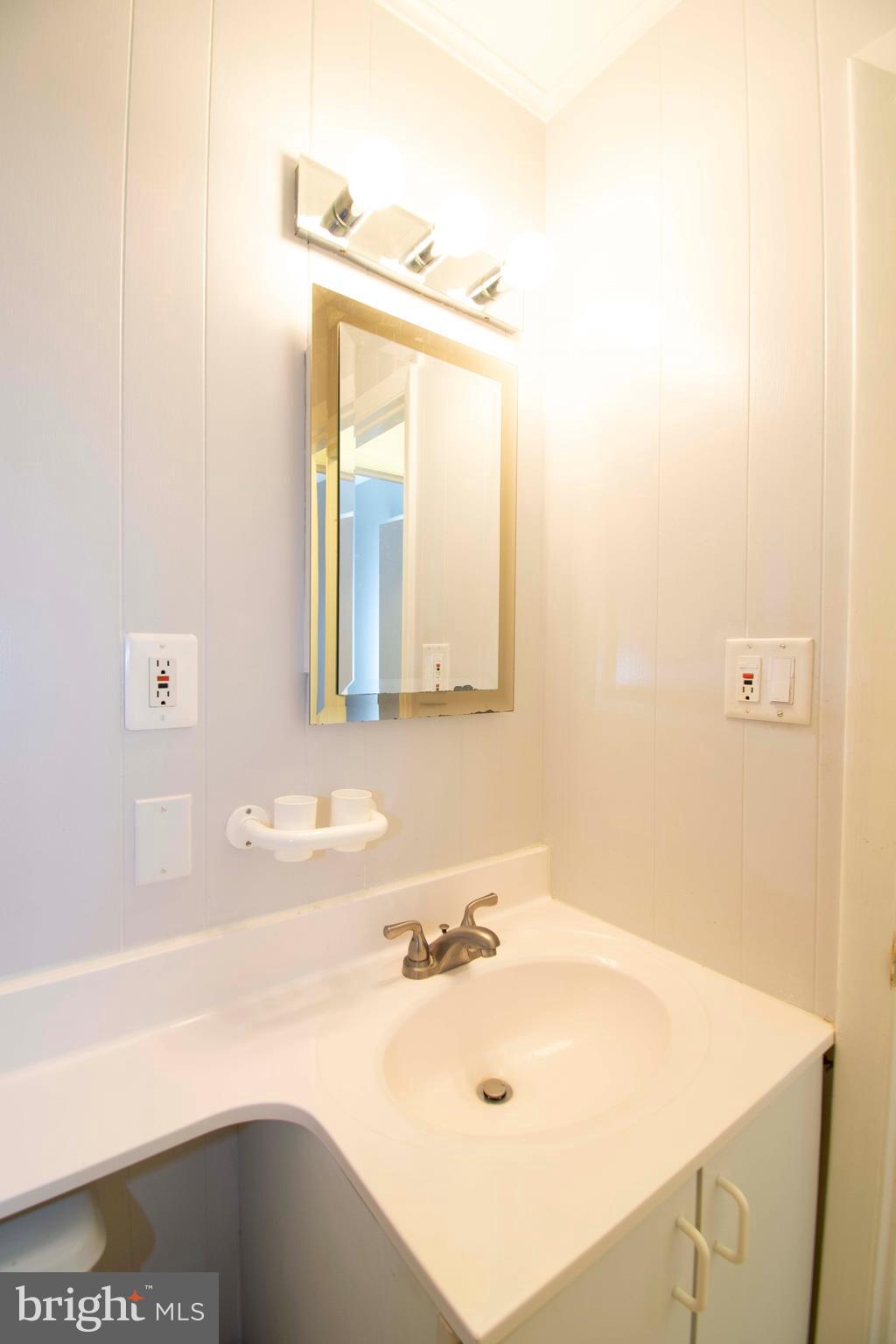 14820 Fireside Drive Silver Spring, MD 20905 - Photo 14 of 28