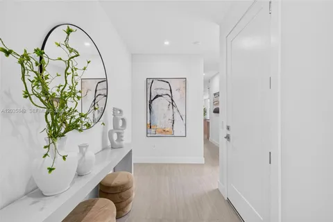 $1,525,000 | 910 Southeast 13th Street, Fort Lauderdale, FL 33316