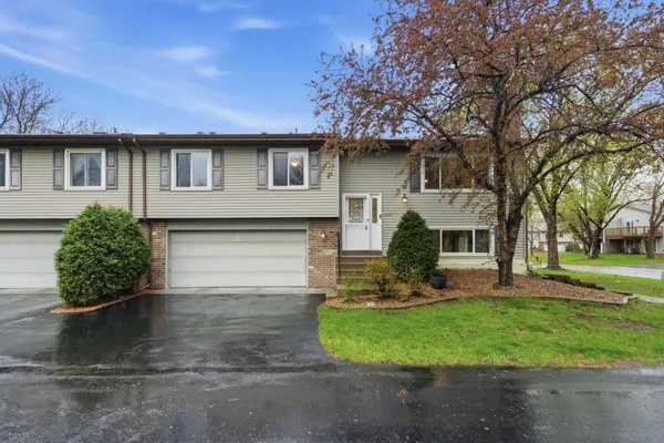 $275,000 | 14381 92nd Avenue North, Maple Grove, MN 55369