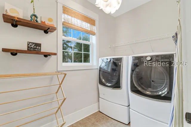 $1,199,999 | 12 Dove Tree Lane, Bluffton, SC 29910