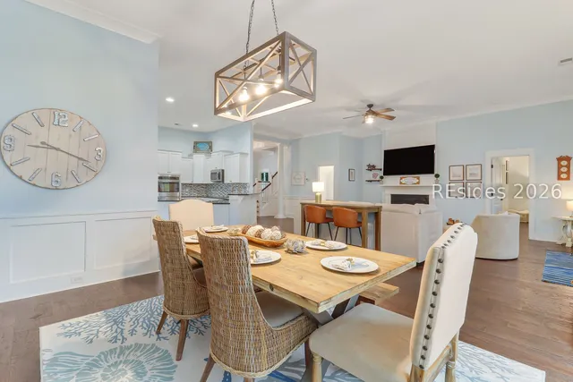 $1,199,999 | 12 Dove Tree Lane, Bluffton, SC 29910