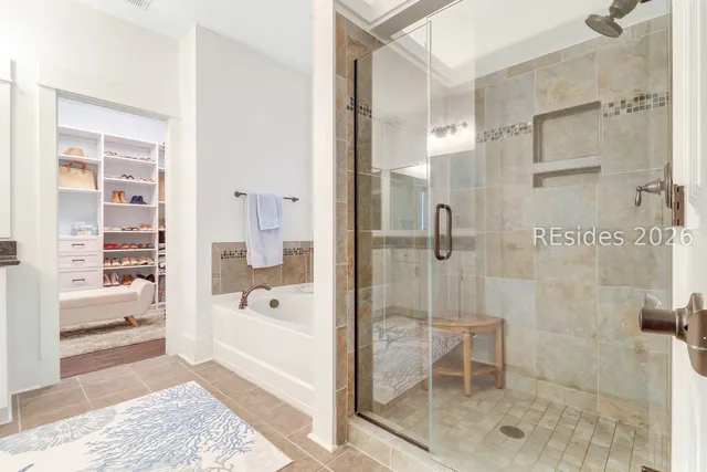 $1,199,999 | 12 Dove Tree Lane, Bluffton, SC 29910