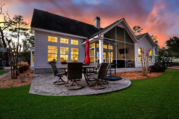 $1,160,000 | 12 Dove Tree Lane, Bluffton, SC 29910