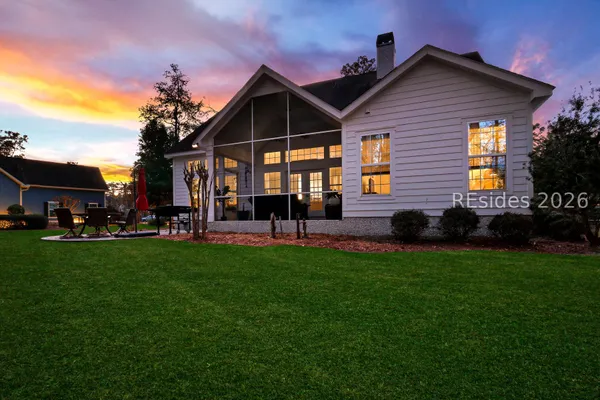 $1,160,000 | 12 Dove Tree Lane, Bluffton, SC 29910