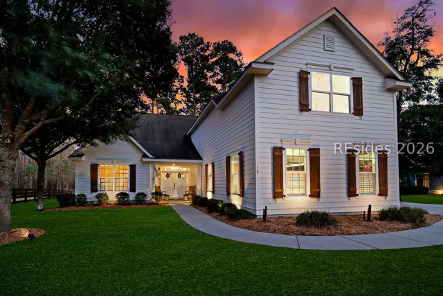 $1,199,999 | 12 Dove Tree Lane, Bluffton, SC 29910