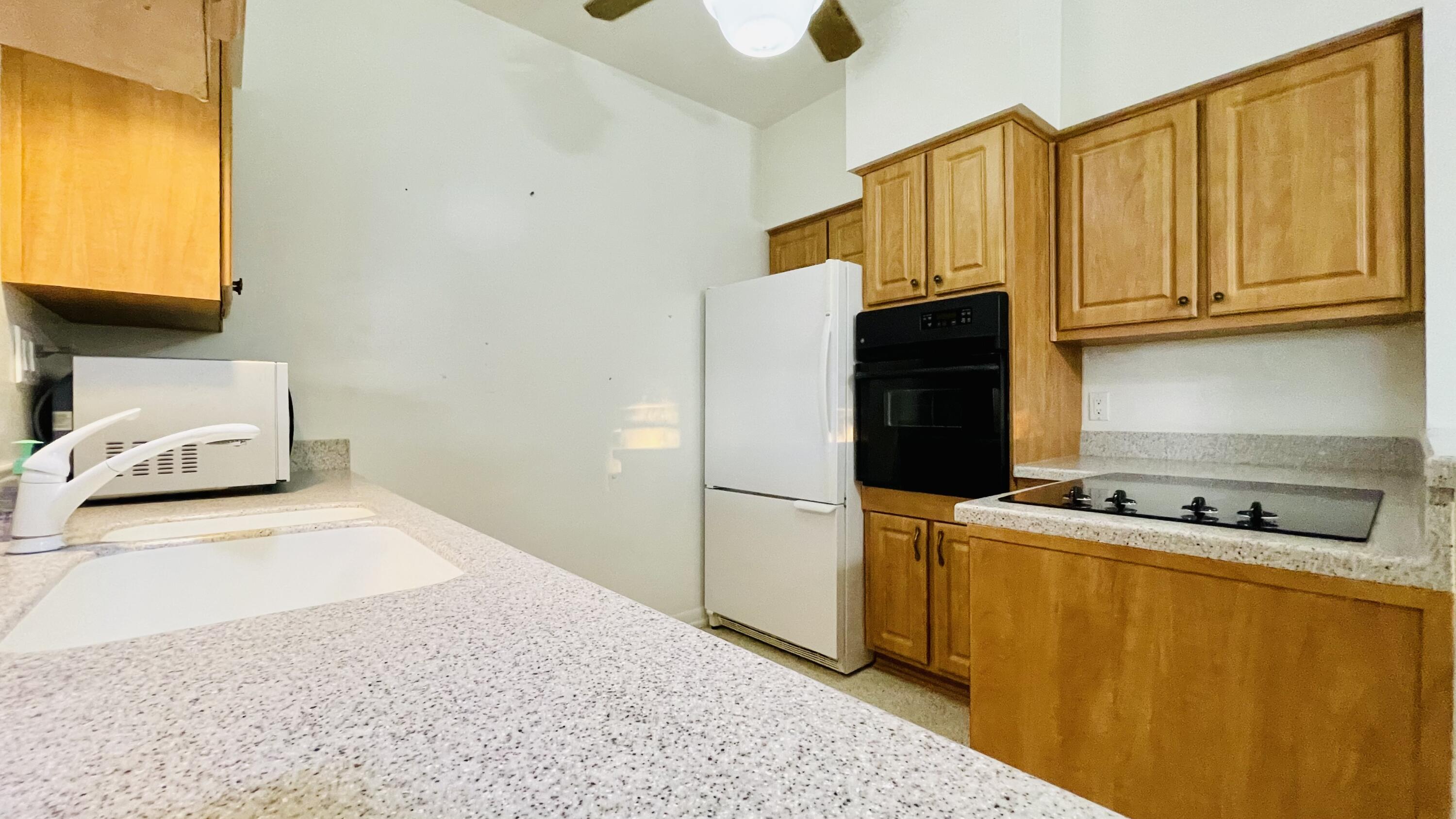 260 Davis Road Palm Springs, FL 33461 - Photo 6 of 14 IMG_0517