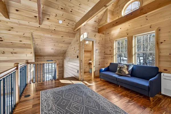 $1,095,000 | 86 Gov Wentworth Highway, Mirror Lake, NH 03853
