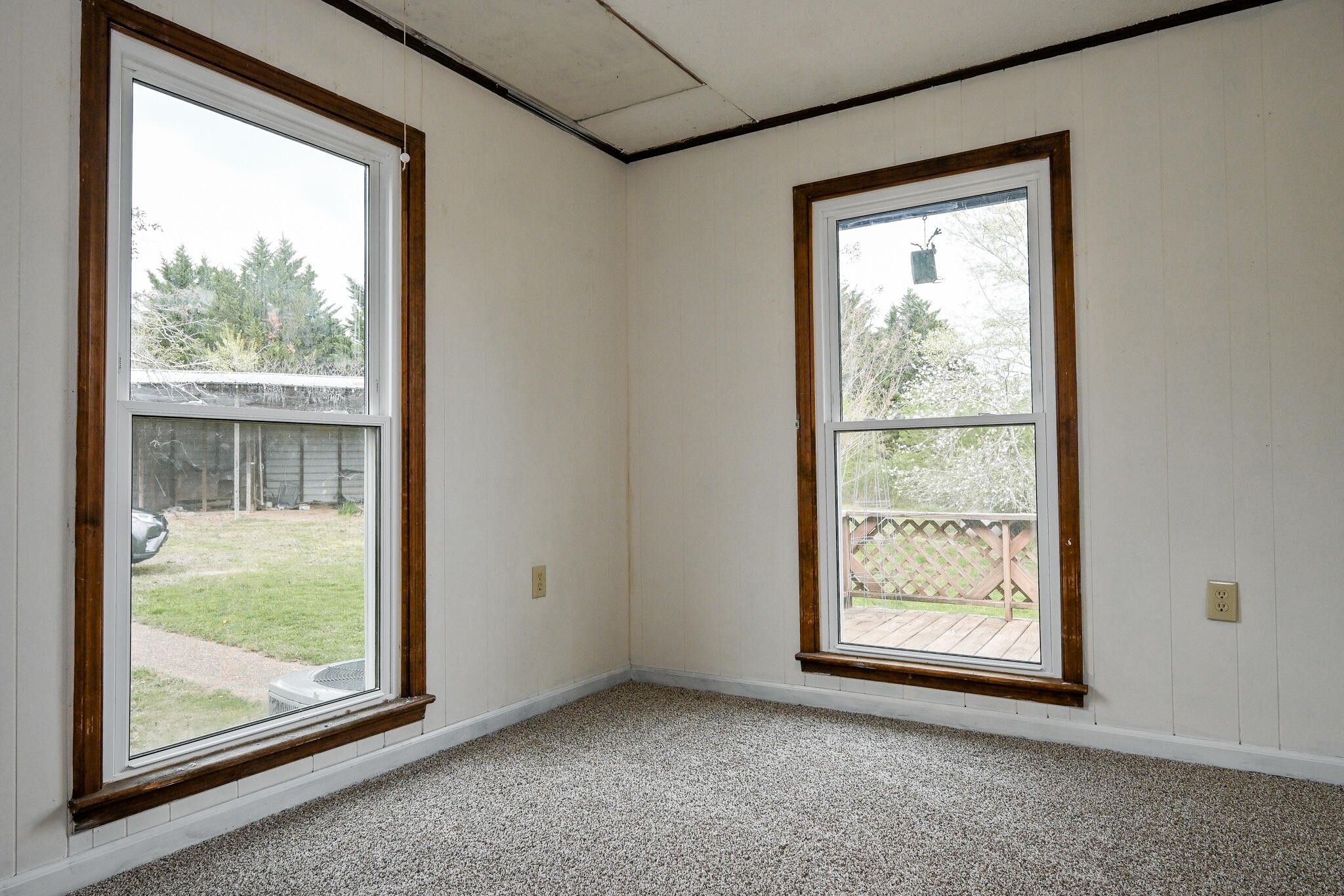 2464 No Pone Road Northwest Georgetown, TN 37336 - Photo 19 of 50 a view of an empty room with window