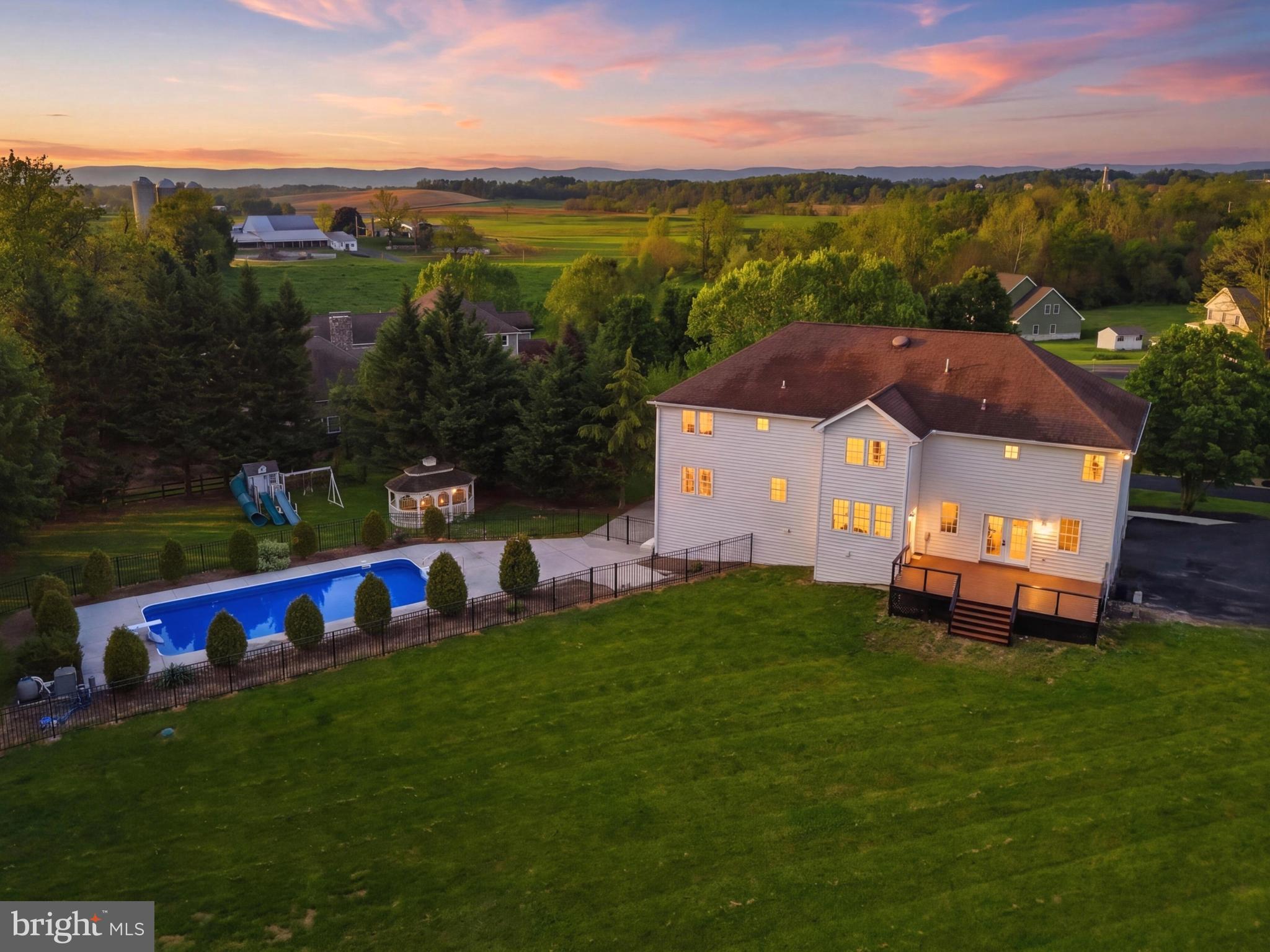 7 Beverly Court Carlisle, PA 17015 - Photo 4 of 117