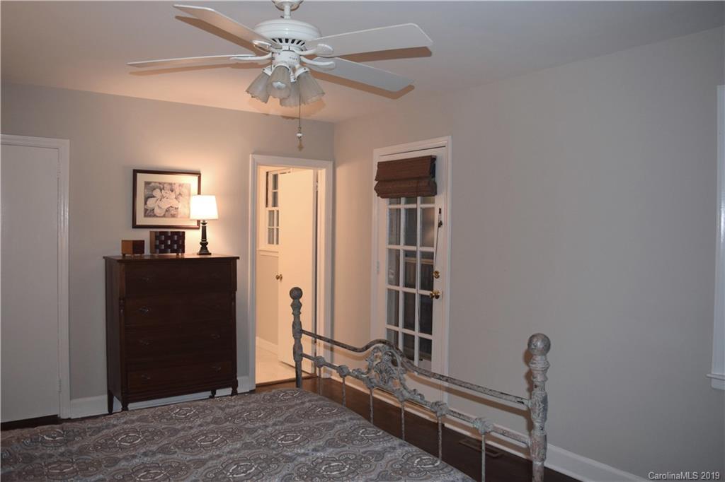 3213 Mountainbrook Road Charlotte, NC 28210 - Photo 18 of 30 Gallery Image 18