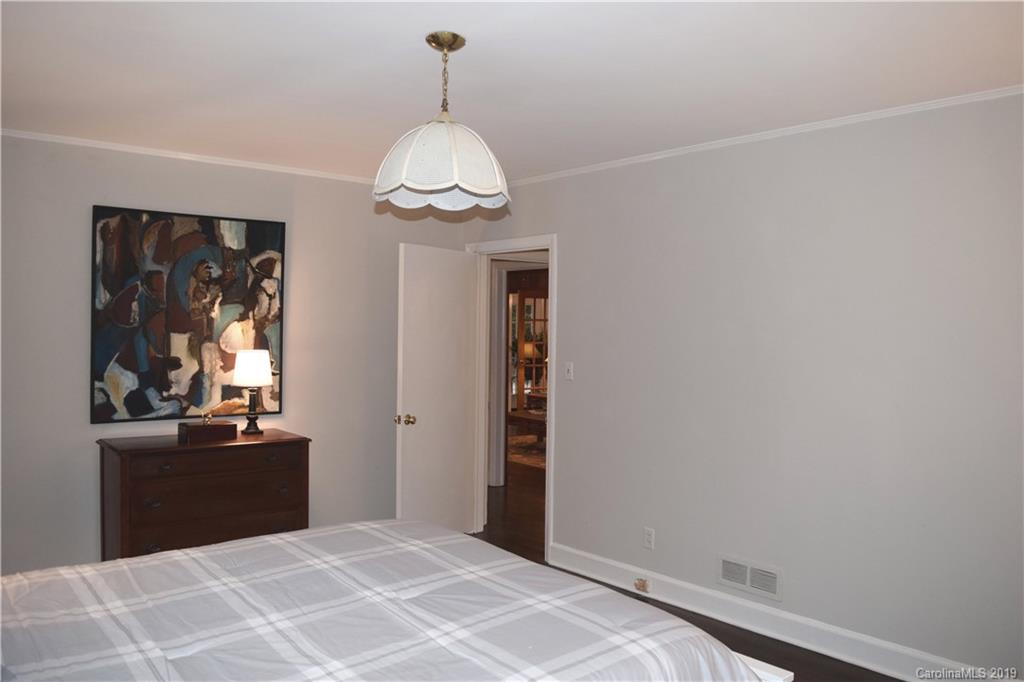 3213 Mountainbrook Road Charlotte, NC 28210 - Photo 23 of 30 Gallery Image 23