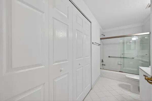 $204,000 | 7775 Yardley Drive, Unit 314, Tamarac, FL 33321