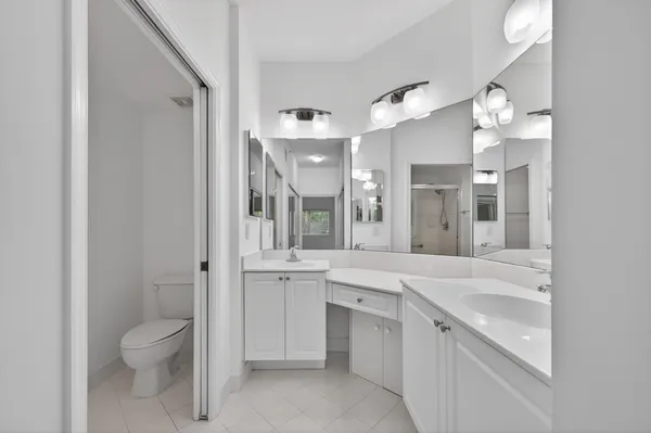 $204,000 | 7775 Yardley Drive, Unit 314, Tamarac, FL 33321