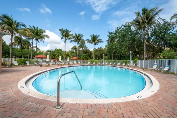 $204,000 | 7775 Yardley Drive, Unit 314, Tamarac, FL 33321