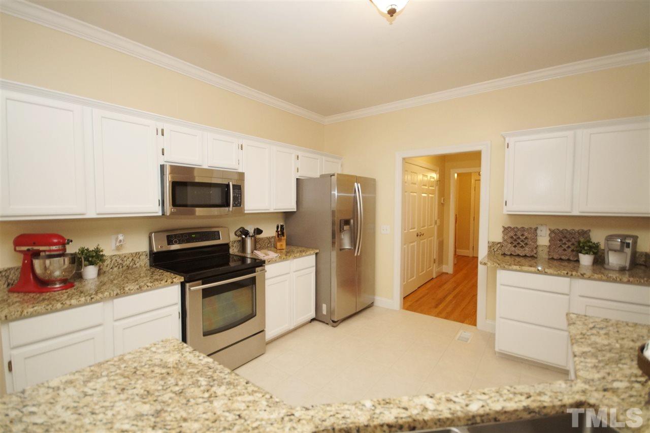 5337 Back Sail Court Raleigh, NC 27613 - Photo 8 of 25