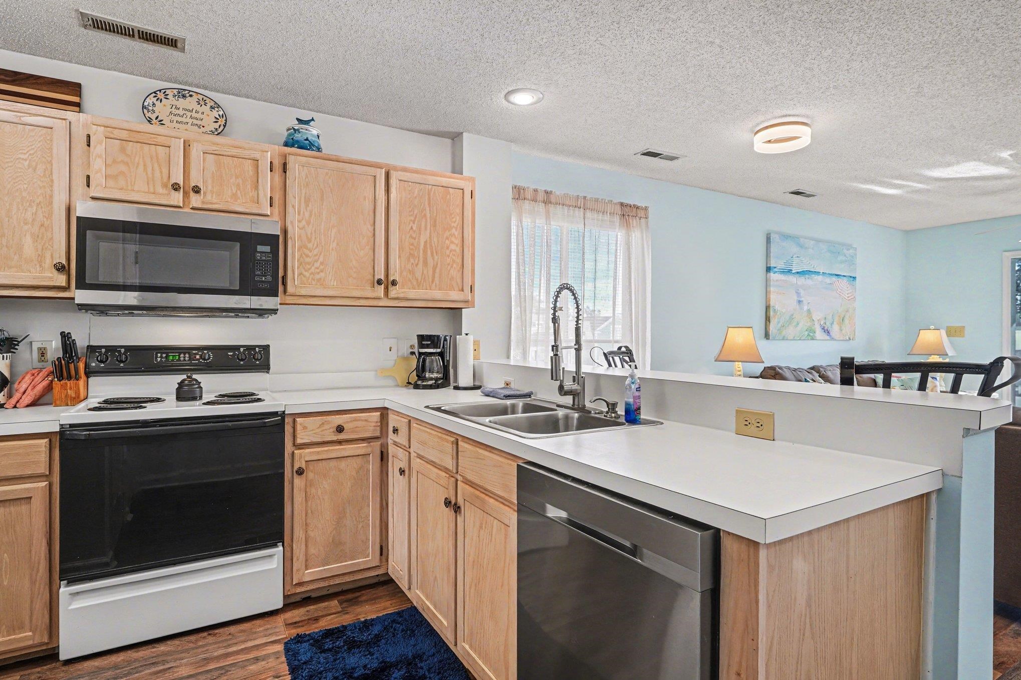 213 Landing Road, Unit D North Myrtle Beach, SC 29582 - Photo 8 of 32