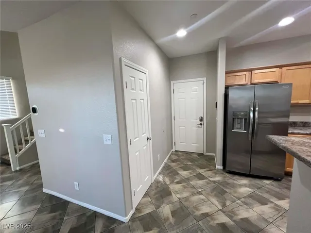 $1,991 | 7204 Glen Shire Court, Las Vegas, NV 89149