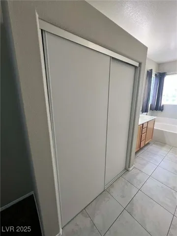 $1,991 | 7204 Glen Shire Court, Las Vegas, NV 89149