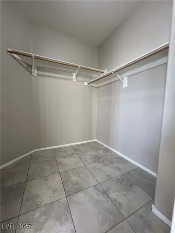 $1,991 | 7204 Glen Shire Court, Las Vegas, NV 89149