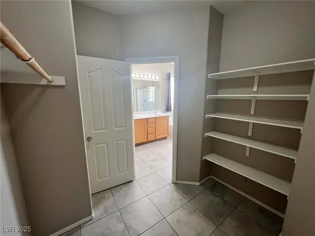 $1,991 | 7204 Glen Shire Court, Las Vegas, NV 89149