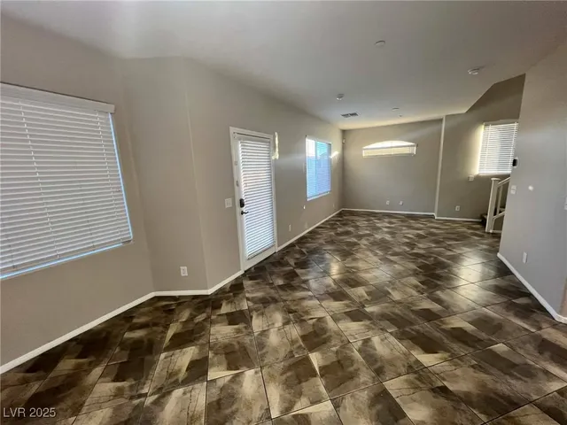 $1,991 | 7204 Glen Shire Court, Las Vegas, NV 89149