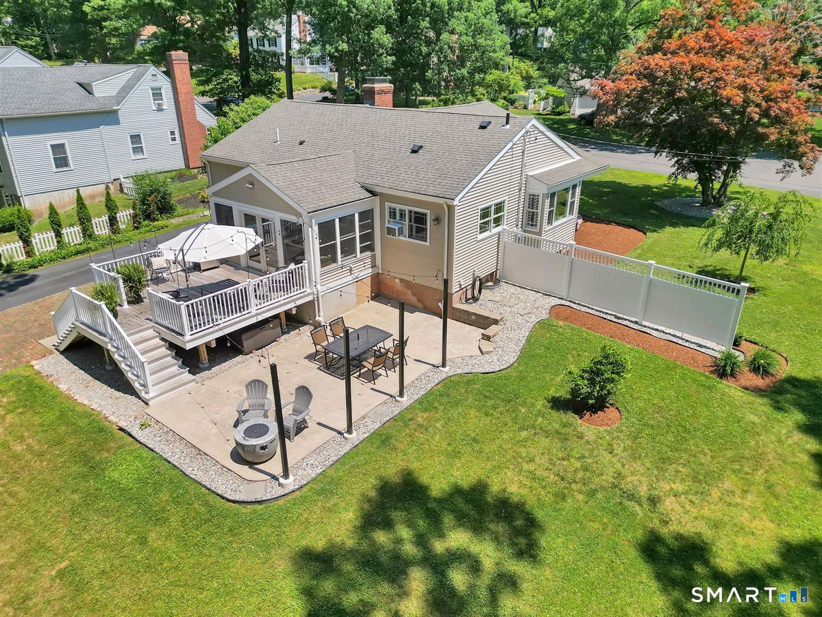 6 Bruce Road Manchester, CT 06040 - Photo 14 of 21 Gallery Image 14