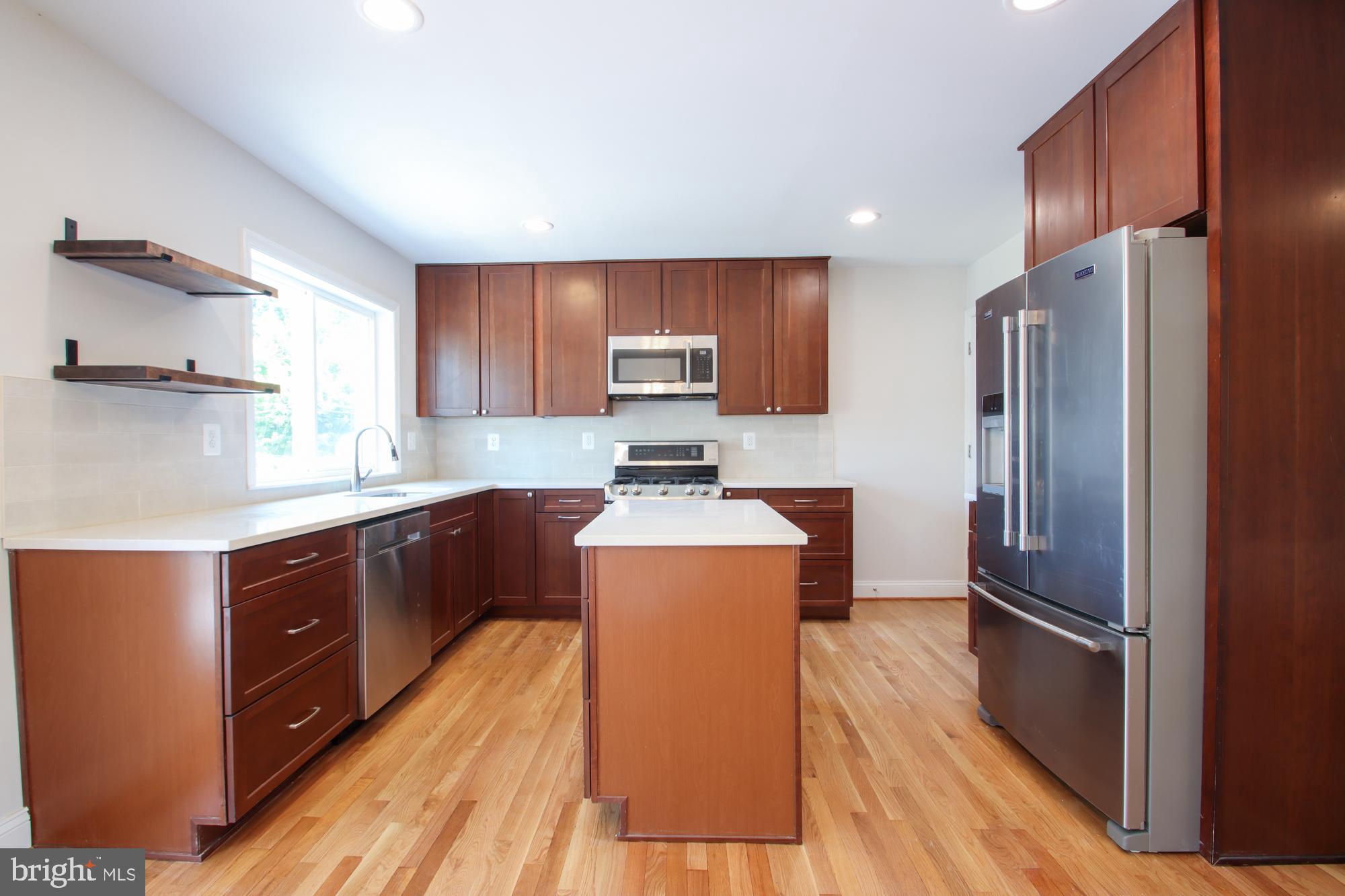 1806 Loch Shiel Road Towson, MD 21286 - Photo 8 of 23