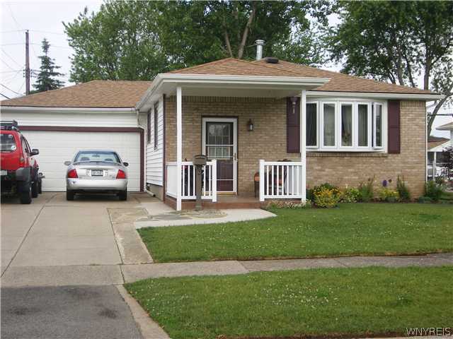 96 Randy Way Cheektowaga, NY 14227 - Photo 1 of 1 Exterior Front