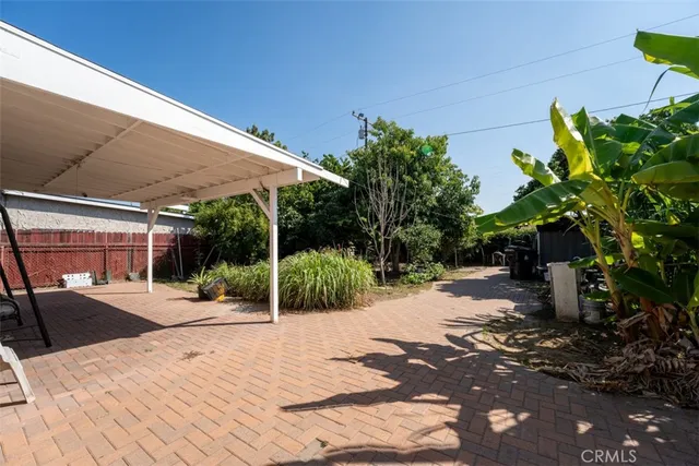 a outdoor space with lots of water