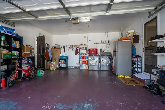 $899,999 | 2330 West Lincoln Street, Long Beach, CA 90810