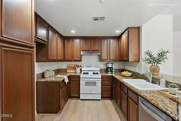 $557,000 | 259 Riverdale Court, Unit 235, Camarillo, CA 93012