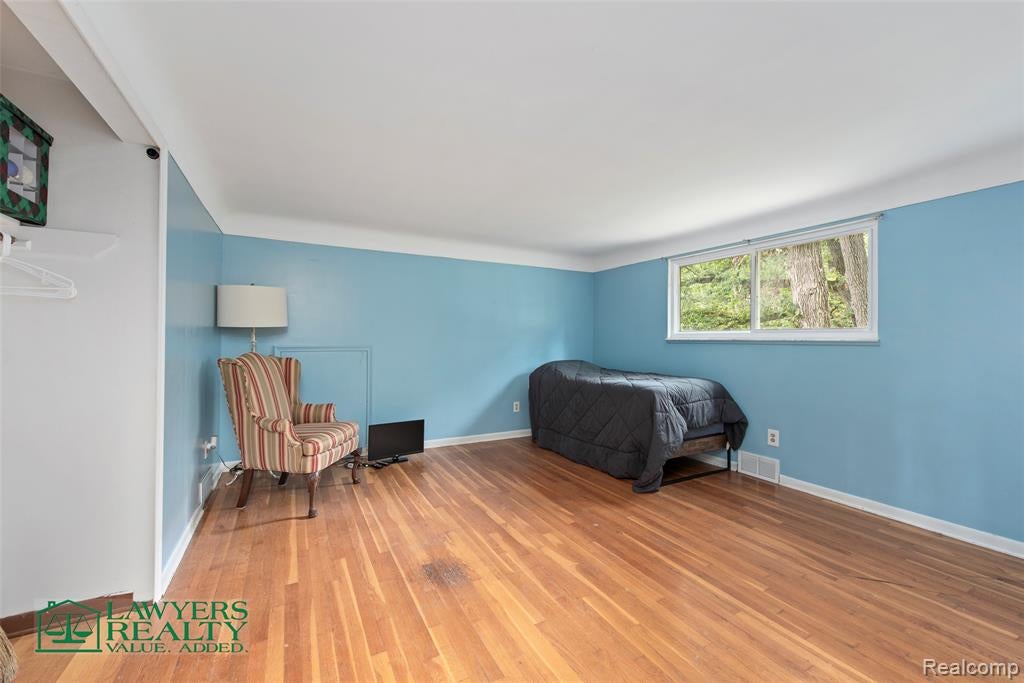 9180 Stone Road Pearl Beach, MI 48001 - Photo 24 of 47 Gallery Image 24