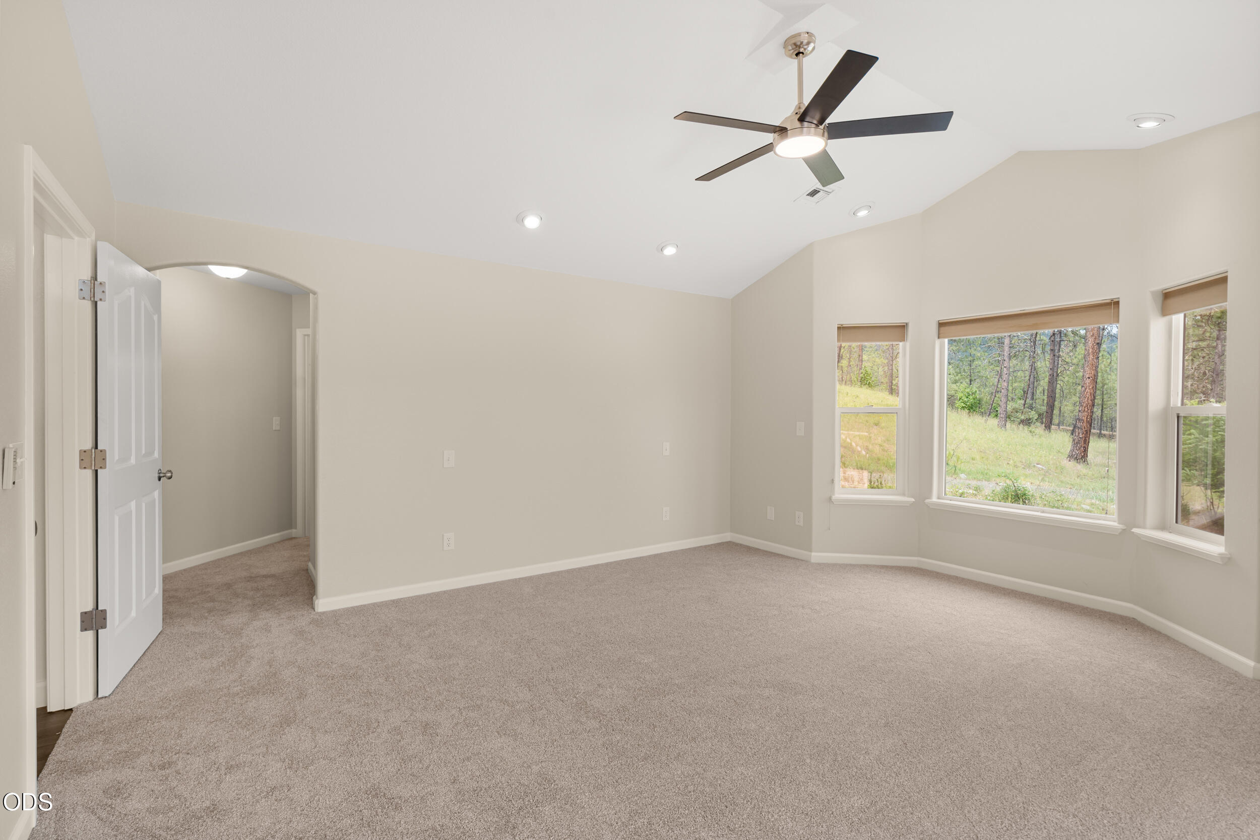 580 Ragsdale Road Trail, OR 97541 - Photo 10 of 38