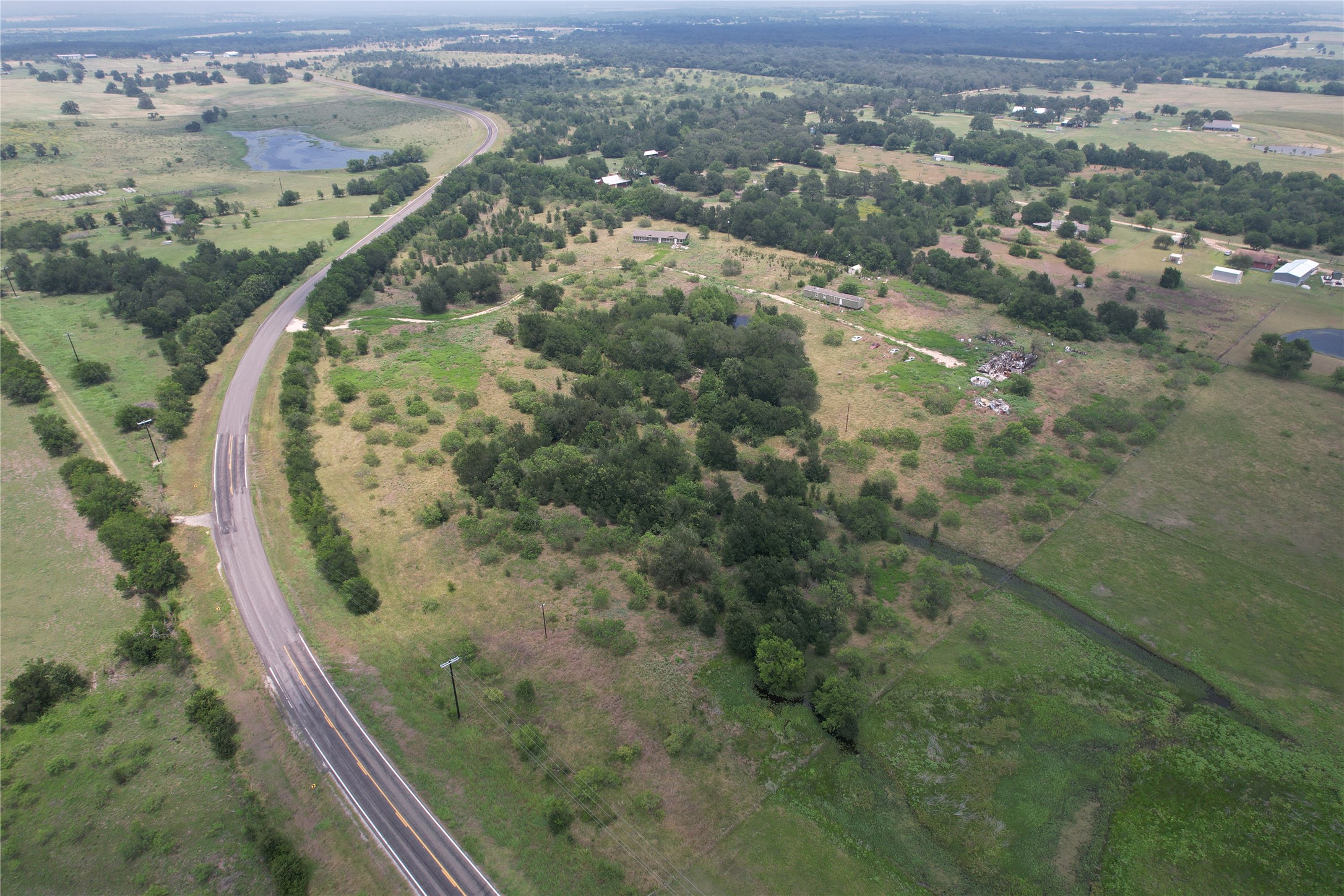 240 Cummings Road Thorndale, TX 76577 - Photo 4 of 13