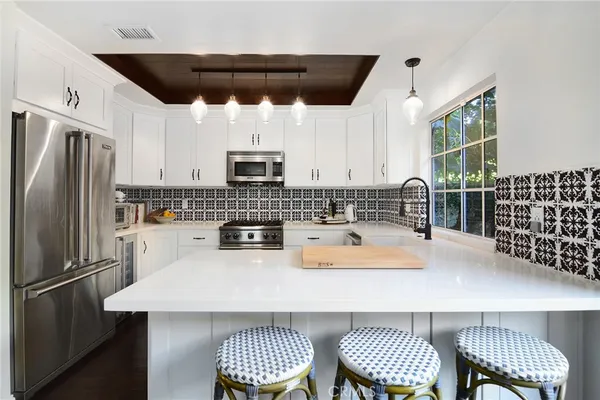 $1,289,000 | 5535 Shadow Canyon Place, Westlake Village, CA 91362