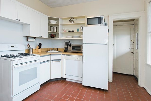 18 Bellvista Road, Unit 4 Boston, MA 02135 - Photo 3 of 9 Gallery Image 3