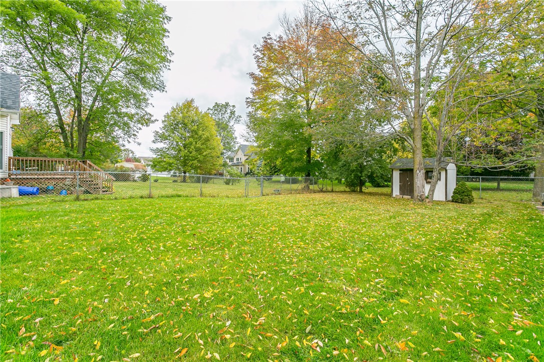 224 Webster Road Webster, NY 14580 - Photo 4 of 24